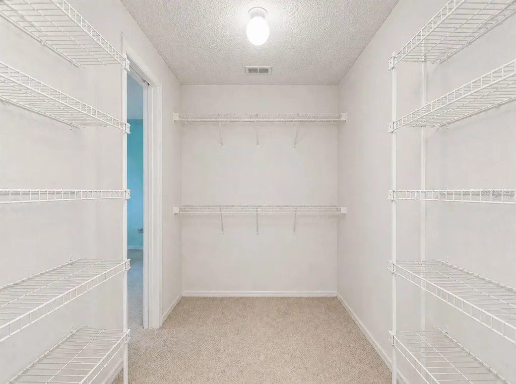 32676 Oak Park Drive Leesburg FL 34748