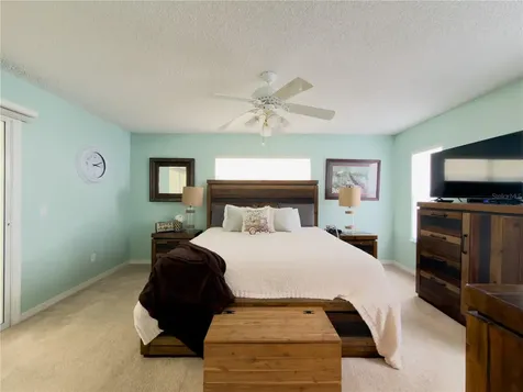 32676 Oak Park Drive Leesburg FL 34748