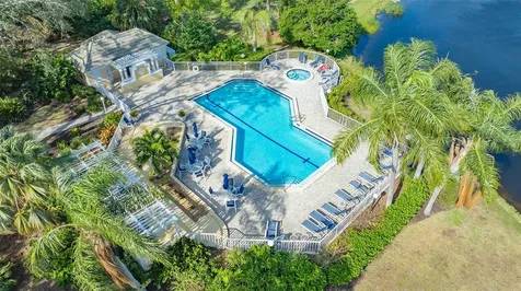 8025 Hampton Court University Park FL 34201