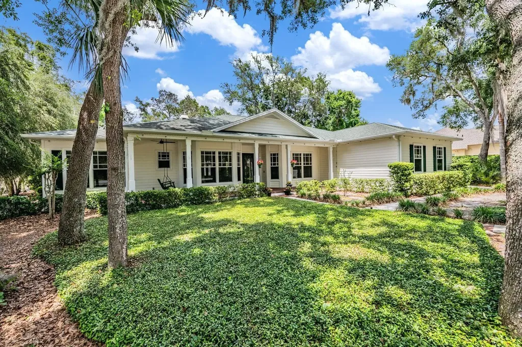 6004 Hammock Hill Avenue Lithia FL 33547