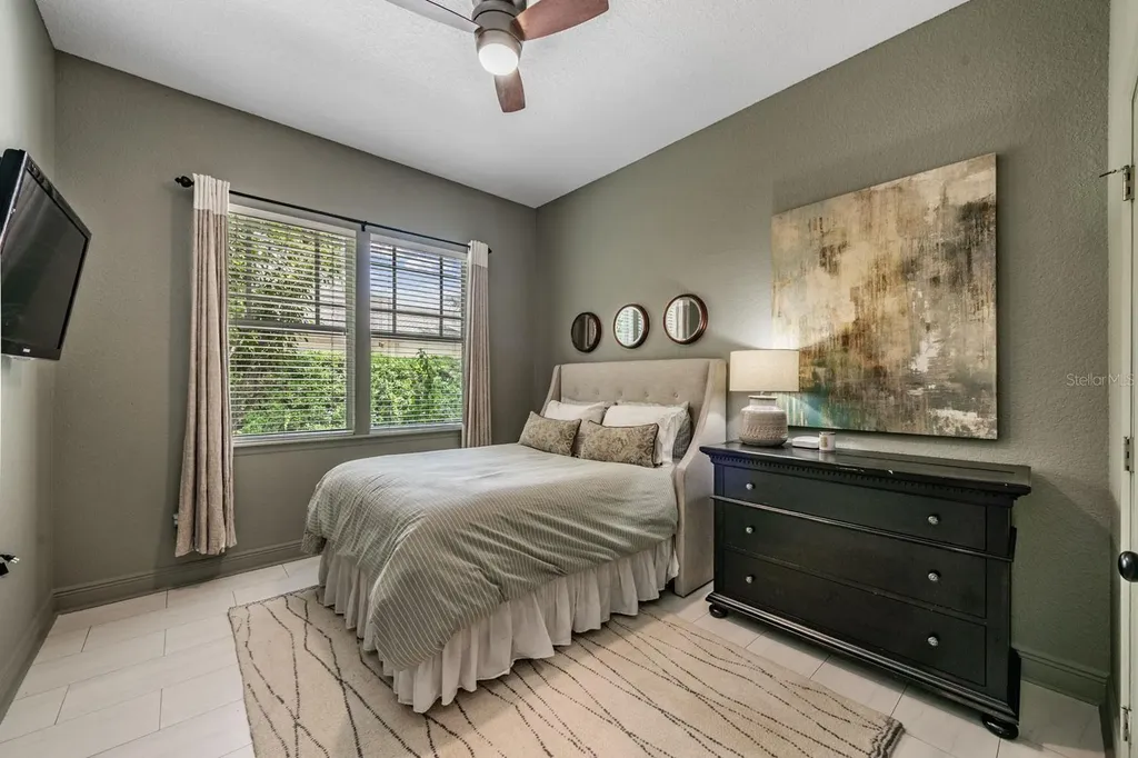 6004 Hammock Hill Avenue Lithia FL 33547