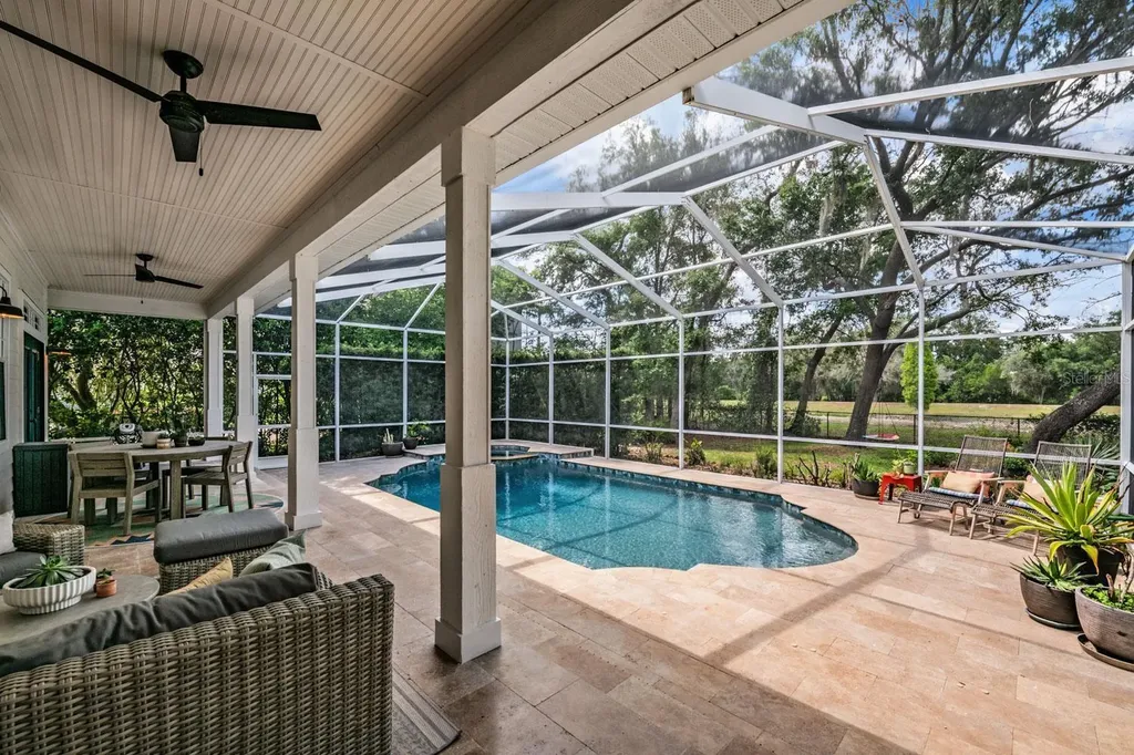 6004 Hammock Hill Avenue Lithia FL 33547