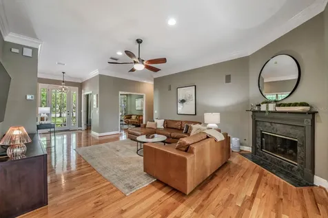 6004 Hammock Hill Avenue Lithia FL 33547