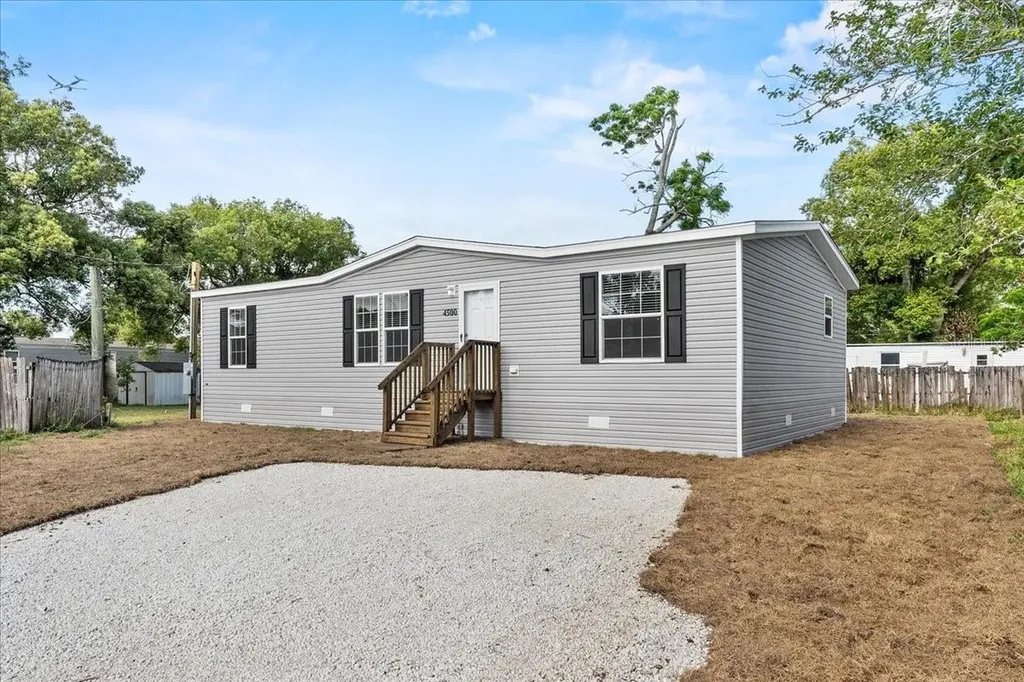 1909 Pleasure Drive Holiday FL 34691