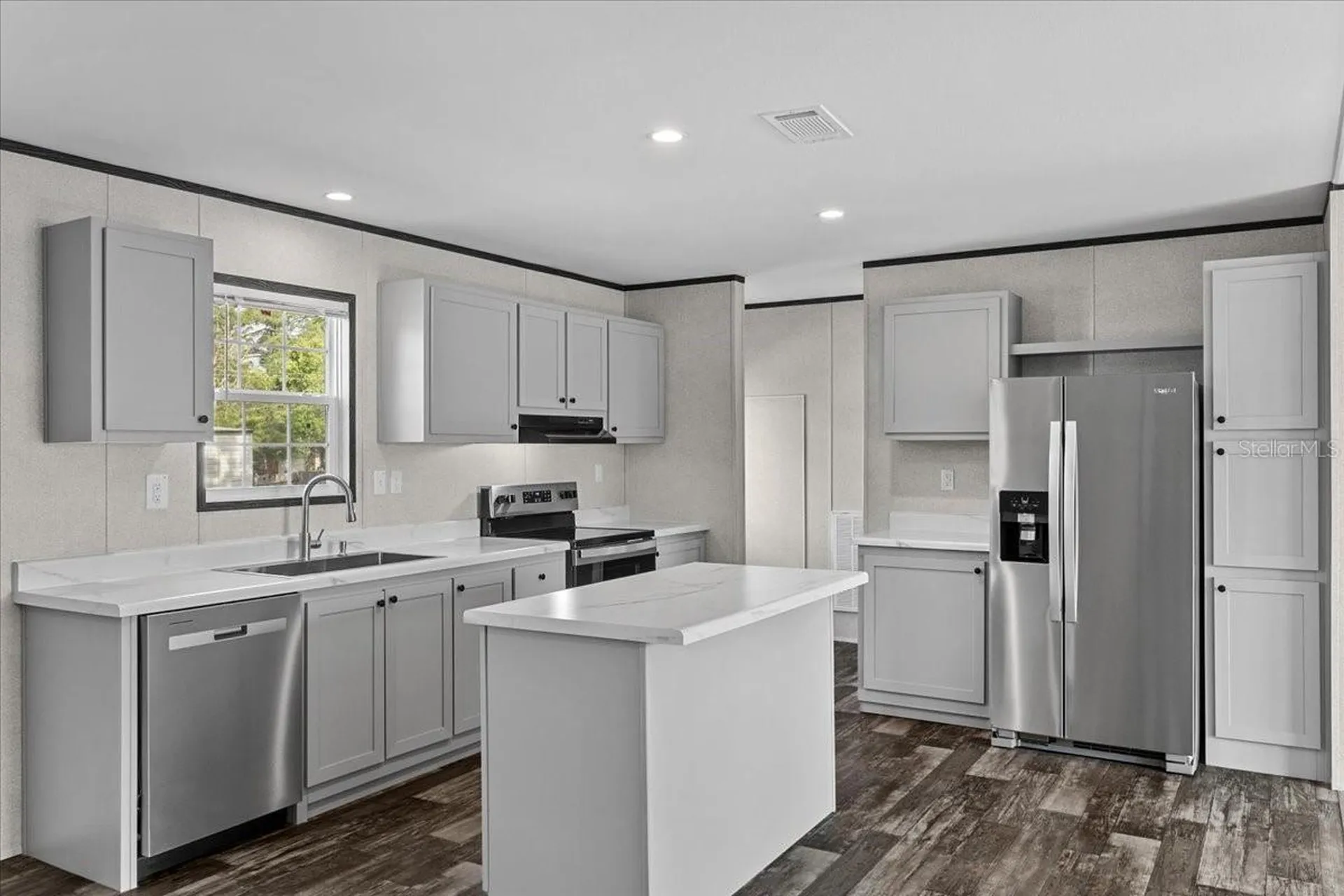 1909 Pleasure Drive Holiday FL 34691