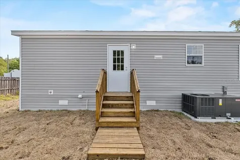 1909 Pleasure Drive Holiday FL 34691