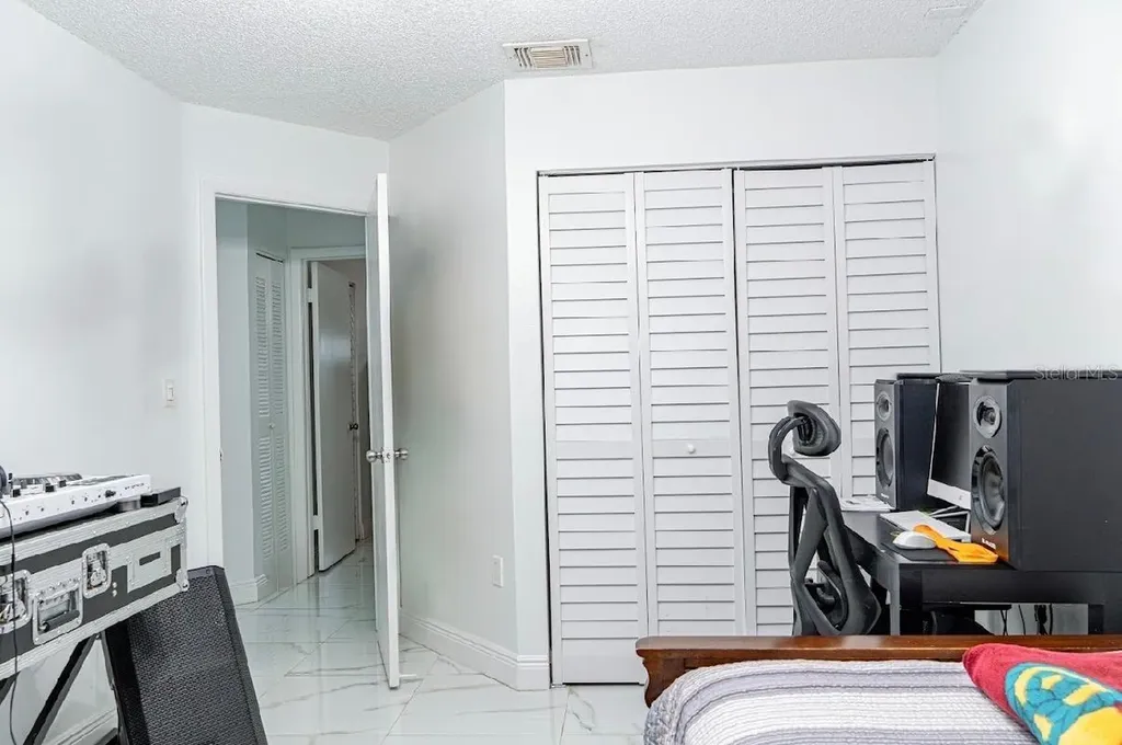 8419 NW 193rd Lane Hialeah FL 33015