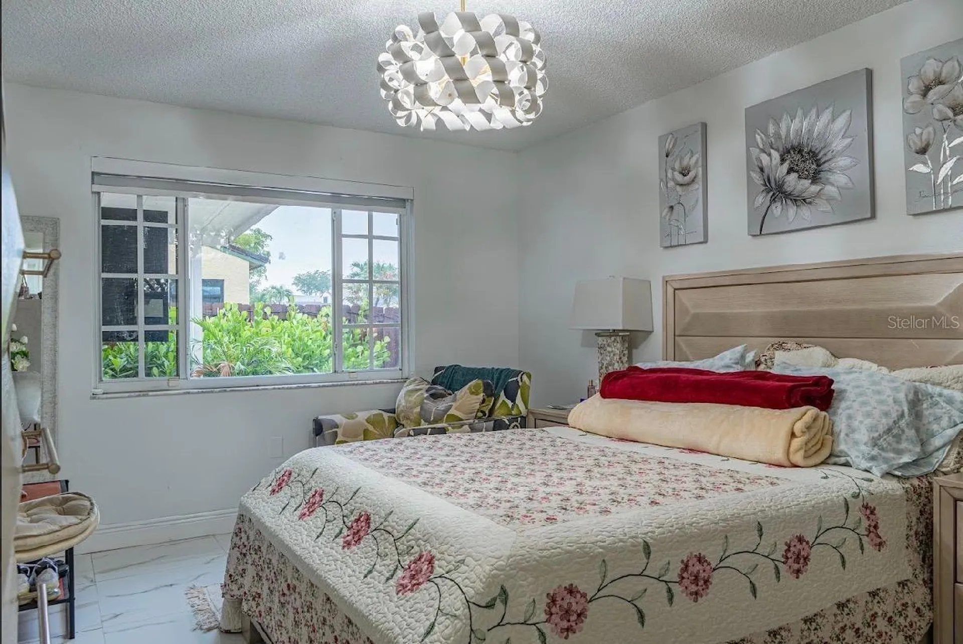 8419 NW 193rd Lane Hialeah FL 33015