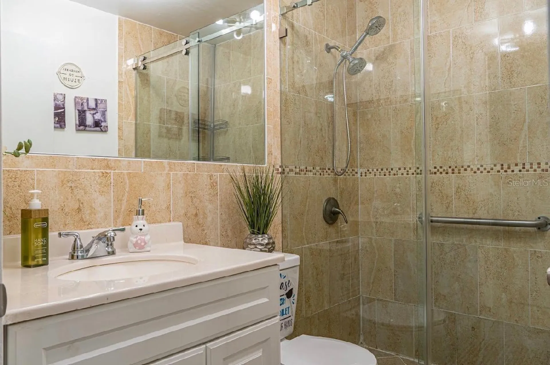 8419 NW 193rd Lane Hialeah FL 33015
