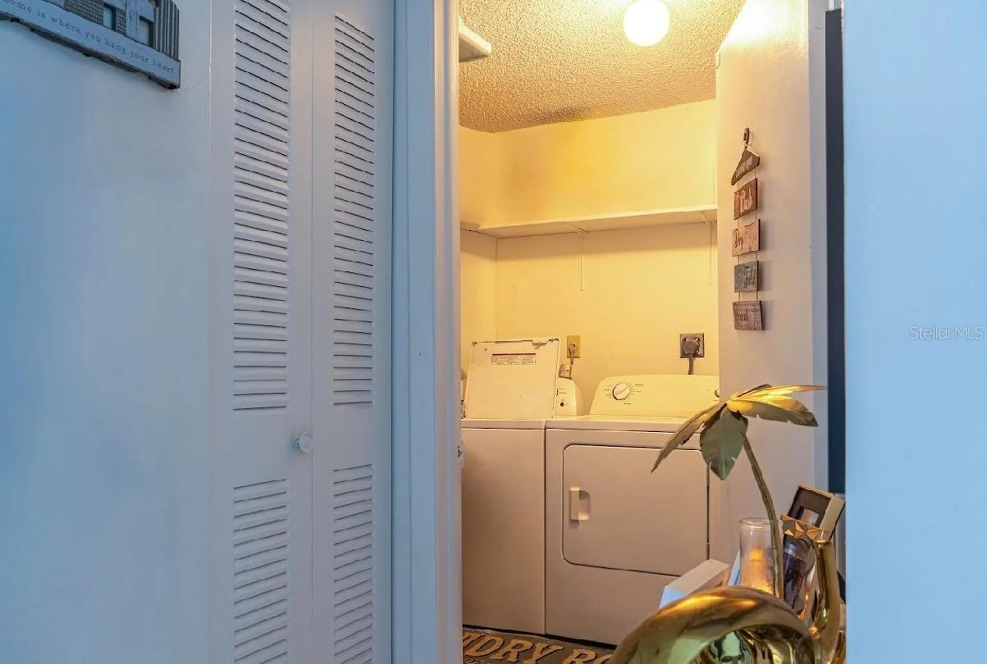 8419 NW 193rd Lane Hialeah FL 33015