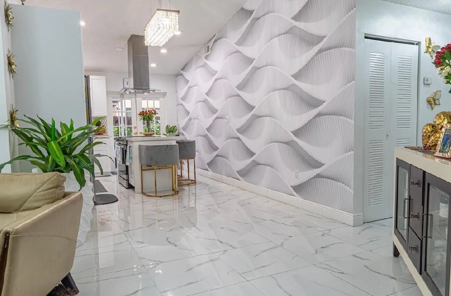 8419 NW 193rd Lane Hialeah FL 33015