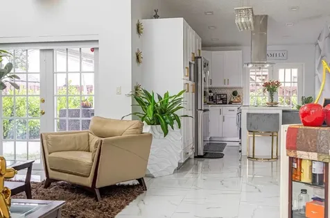 8419 NW 193rd Lane Hialeah FL 33015