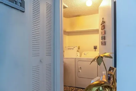 8419 NW 193rd Lane Hialeah FL 33015