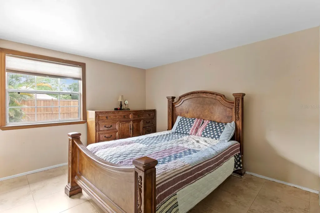105 Kilsythe Street Oldsmar FL 34677