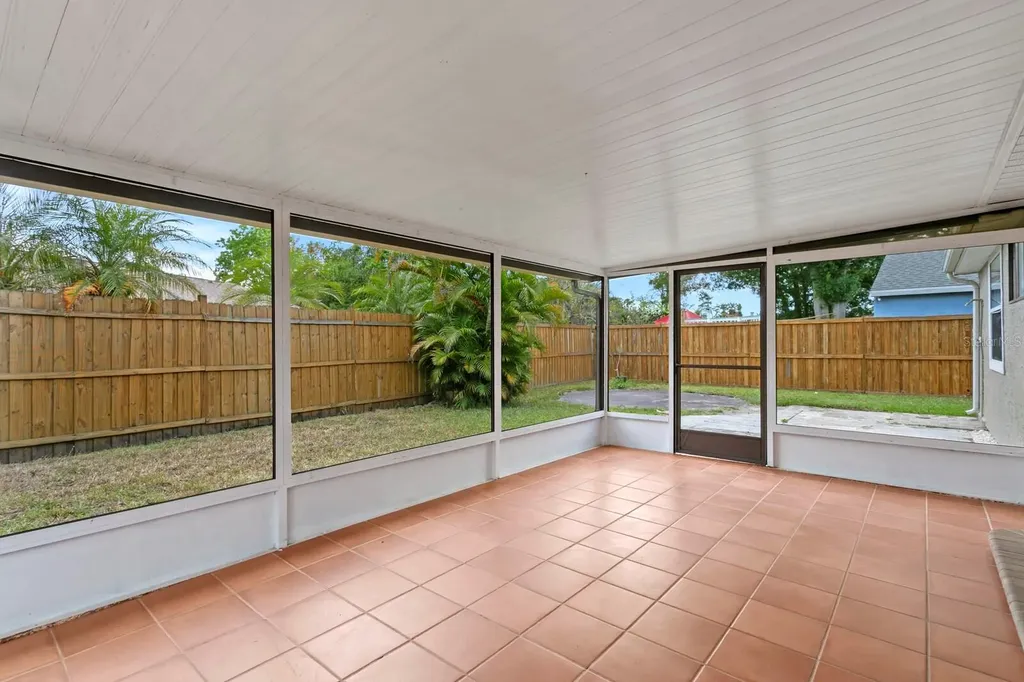 105 Kilsythe Street Oldsmar FL 34677