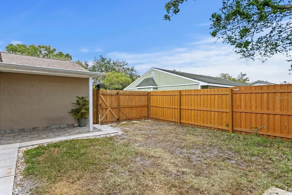 105 Kilsythe Street Oldsmar FL 34677