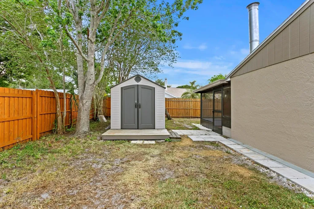 105 Kilsythe Street Oldsmar FL 34677