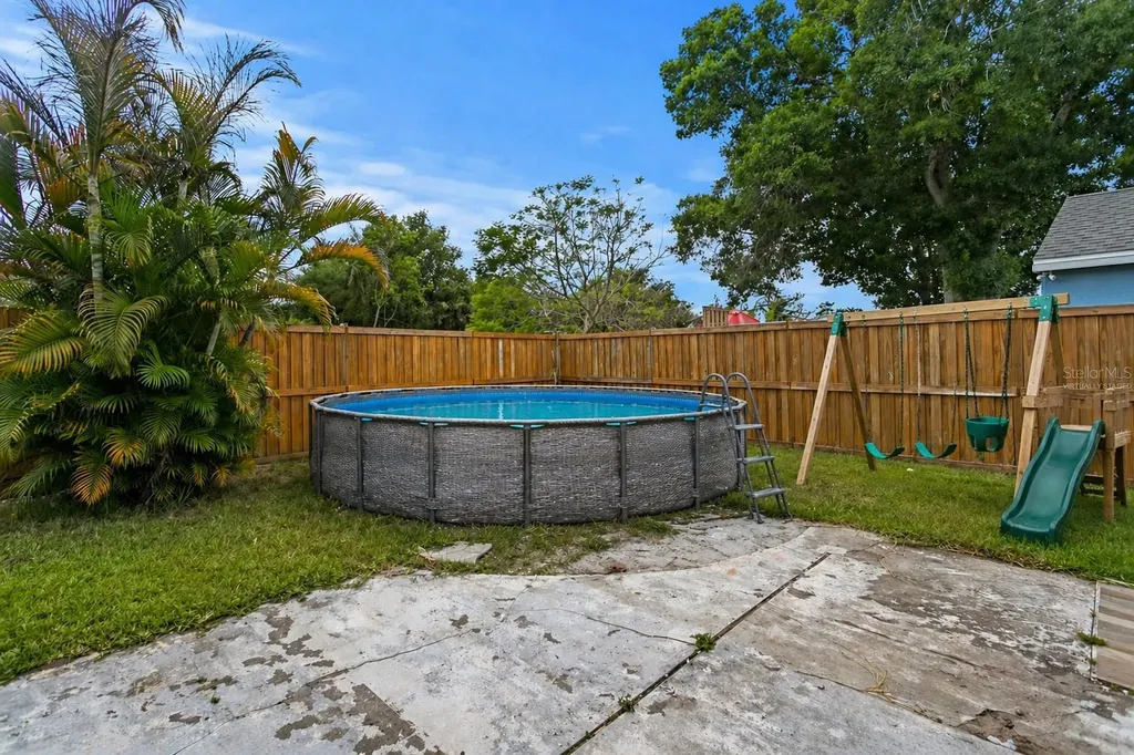 105 Kilsythe Street Oldsmar FL 34677