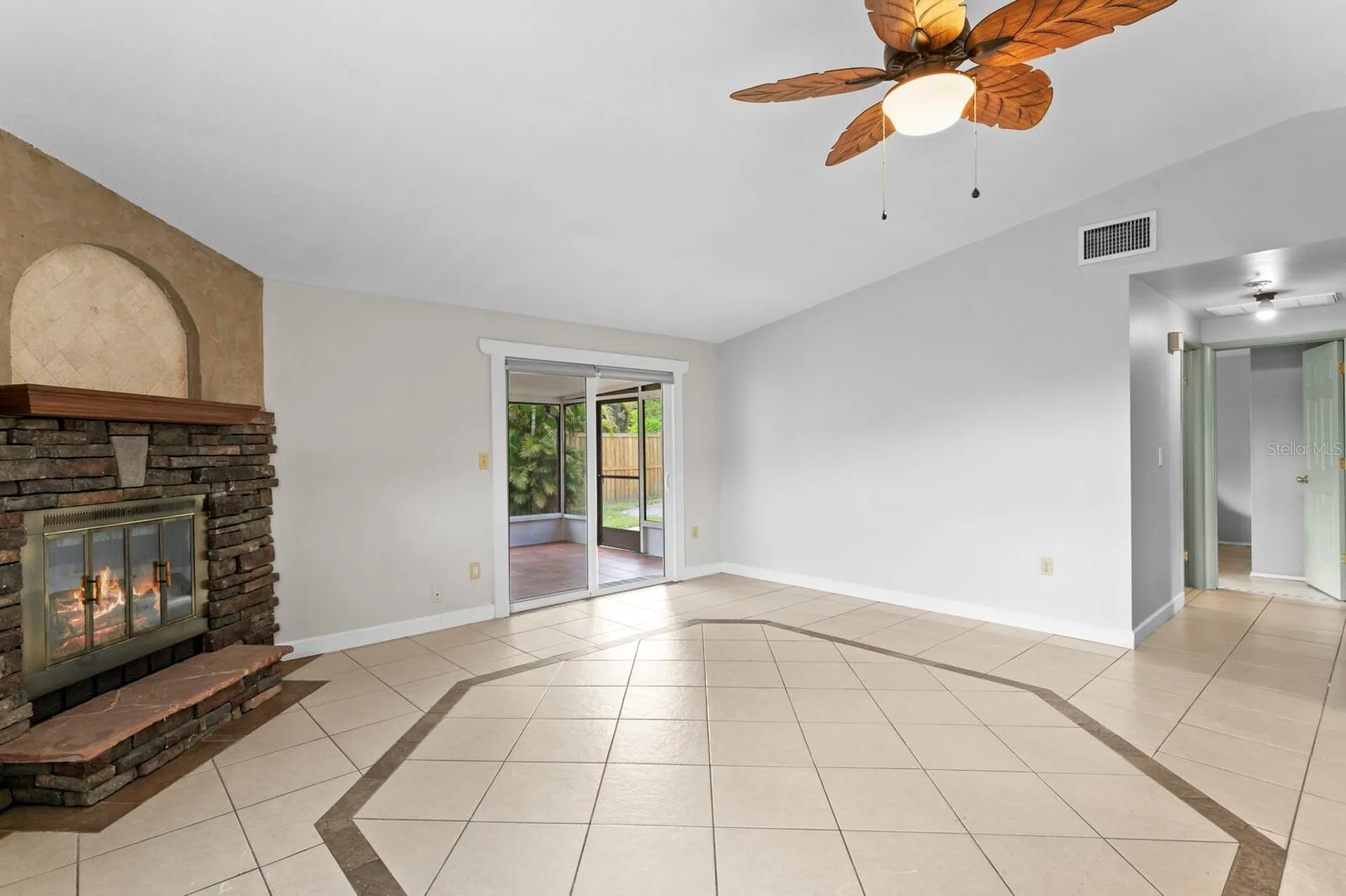 105 Kilsythe Street Oldsmar FL 34677