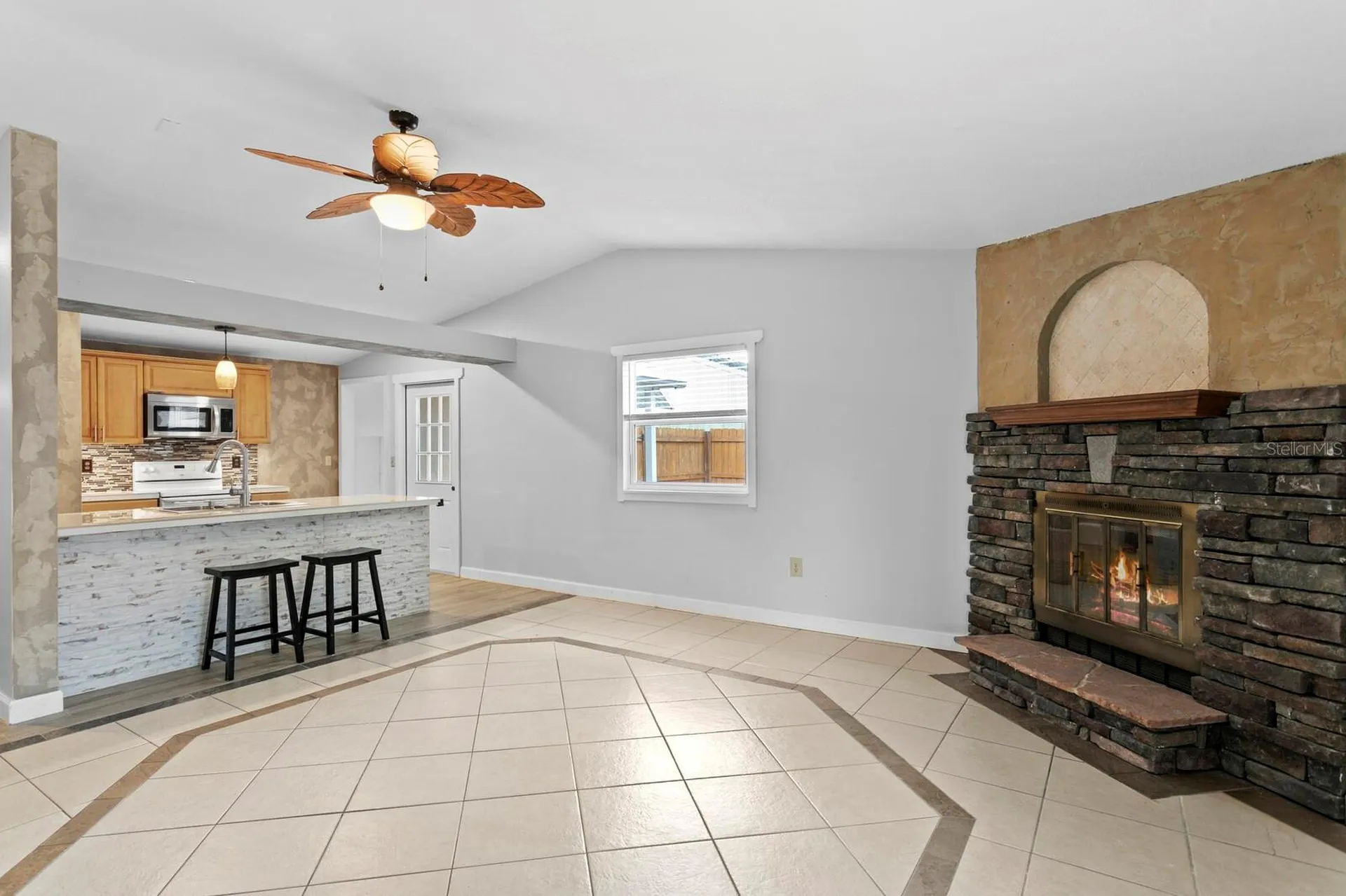 105 Kilsythe Street Oldsmar FL 34677
