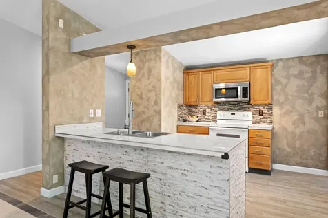 105 Kilsythe Street Oldsmar FL 34677
