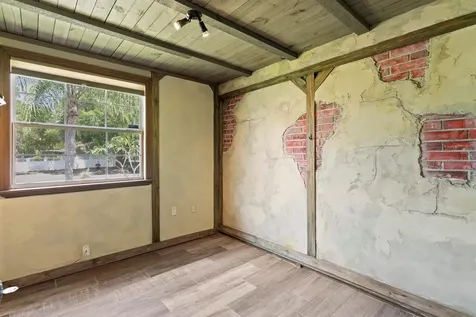 105 Kilsythe Street Oldsmar FL 34677