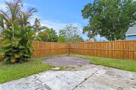 105 Kilsythe Street Oldsmar FL 34677