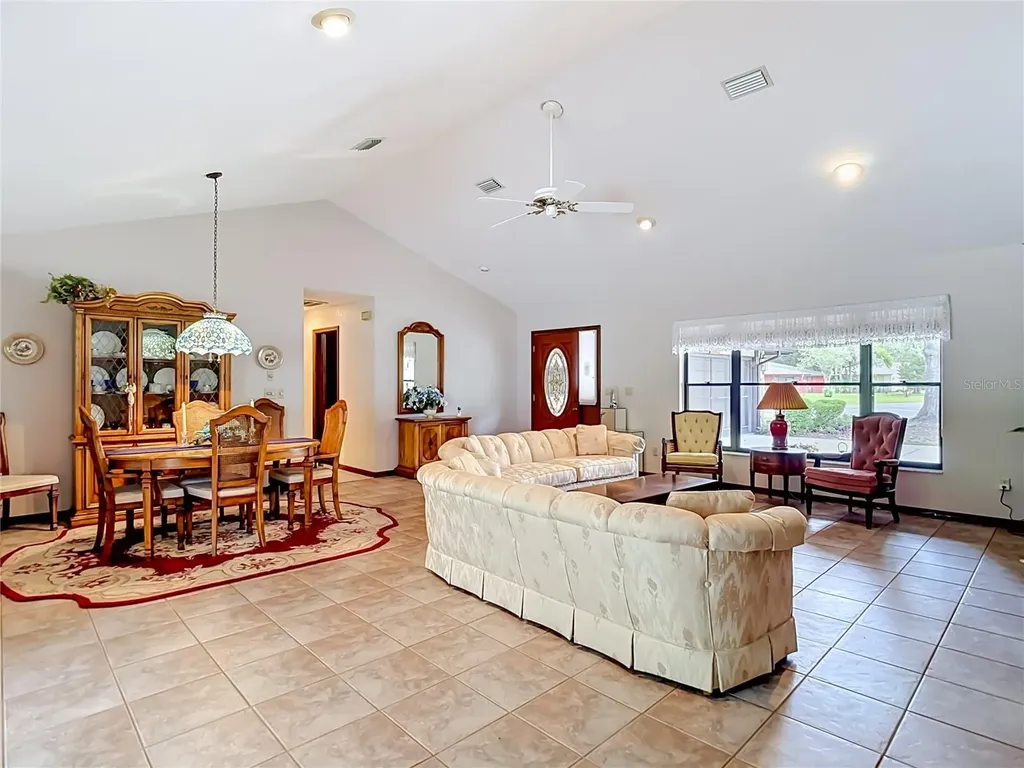 2 Jungleplum Court W Homosassa FL 34446