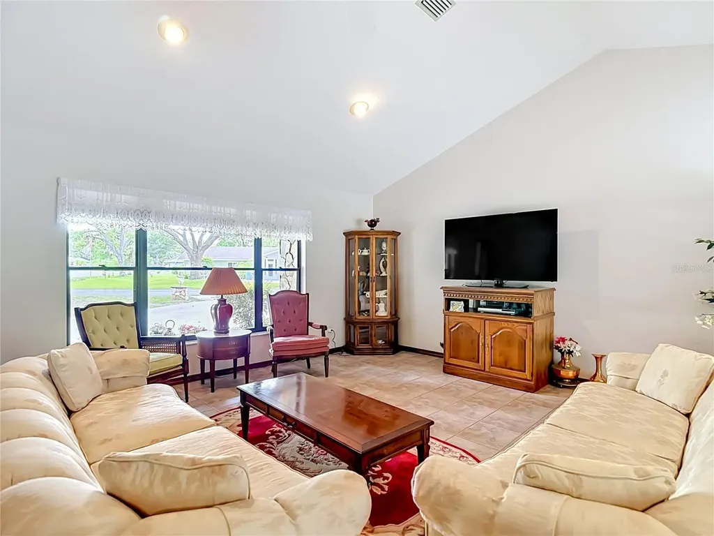 2 Jungleplum Court W Homosassa FL 34446