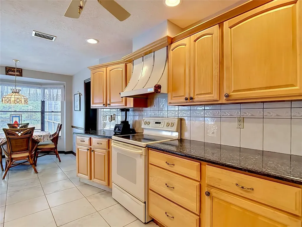 2 Jungleplum Court W Homosassa FL 34446