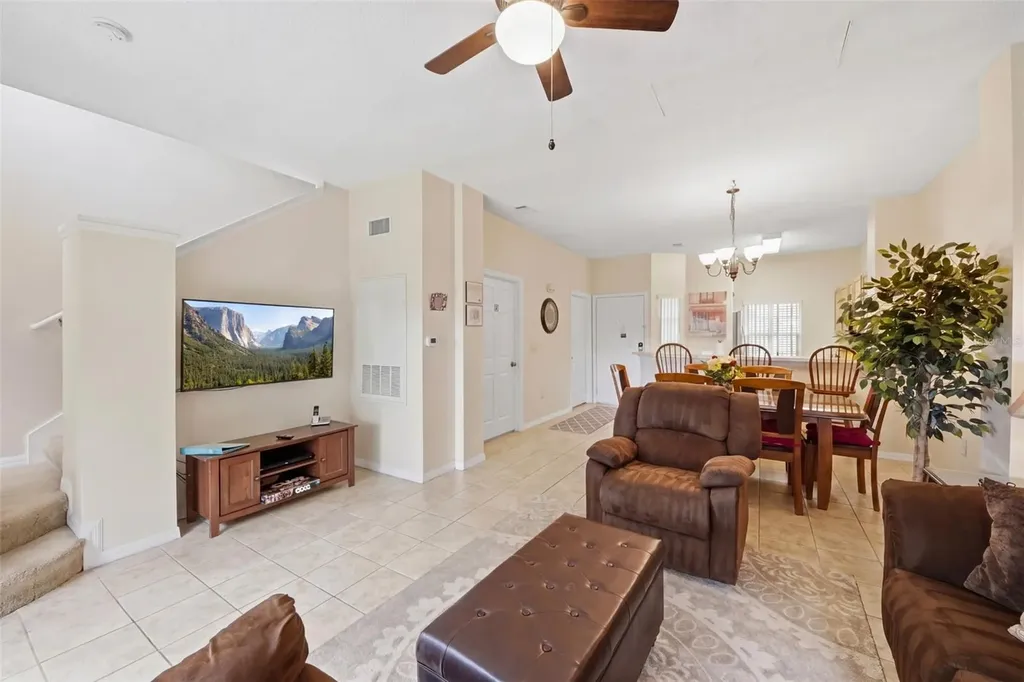 8569 Crystal Cove Loop Kissimmee FL 34747