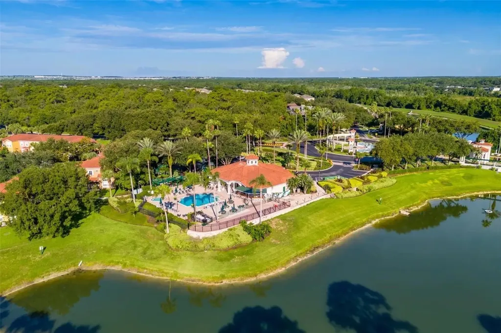 8569 Crystal Cove Loop Kissimmee FL 34747