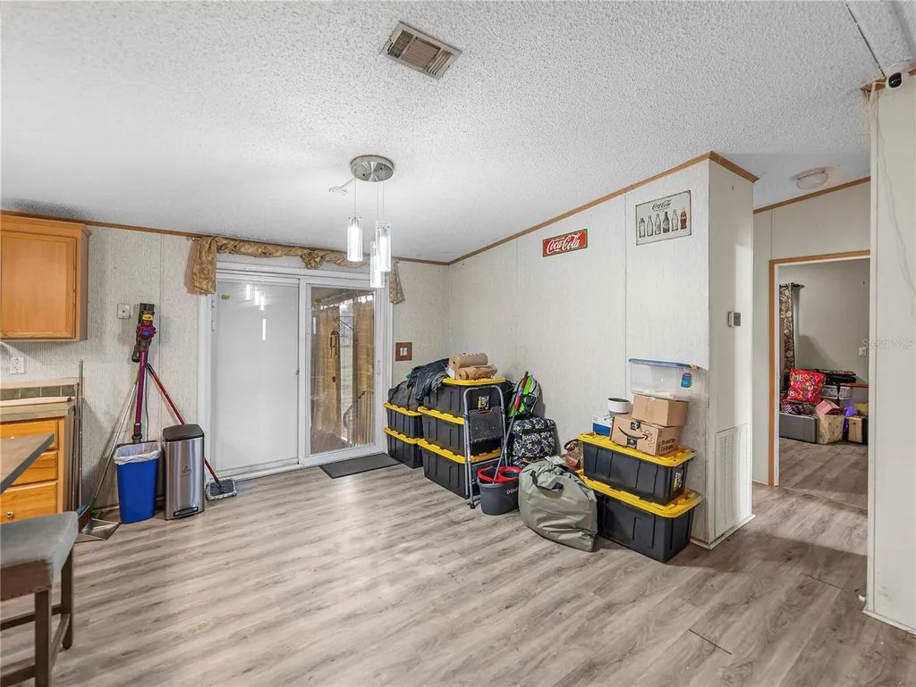 11404 Lithia Pinecrest Road Lithia FL 33547