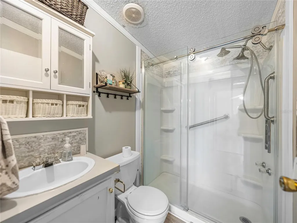 11404 Lithia Pinecrest Road Lithia FL 33547