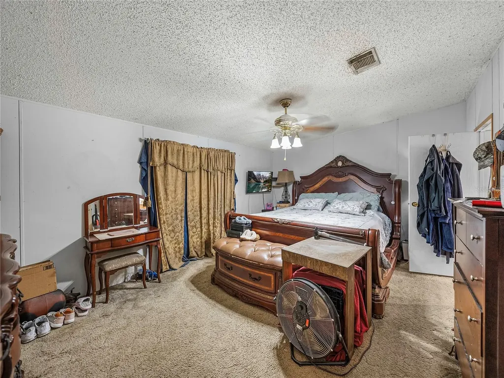 11404 Lithia Pinecrest Road Lithia FL 33547
