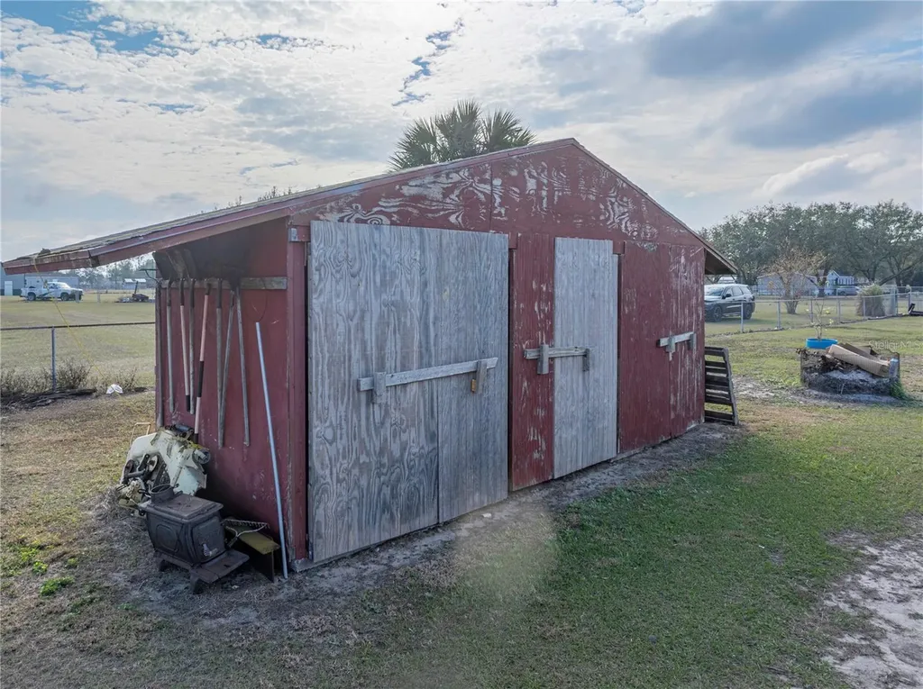 11404 Lithia Pinecrest Road Lithia FL 33547