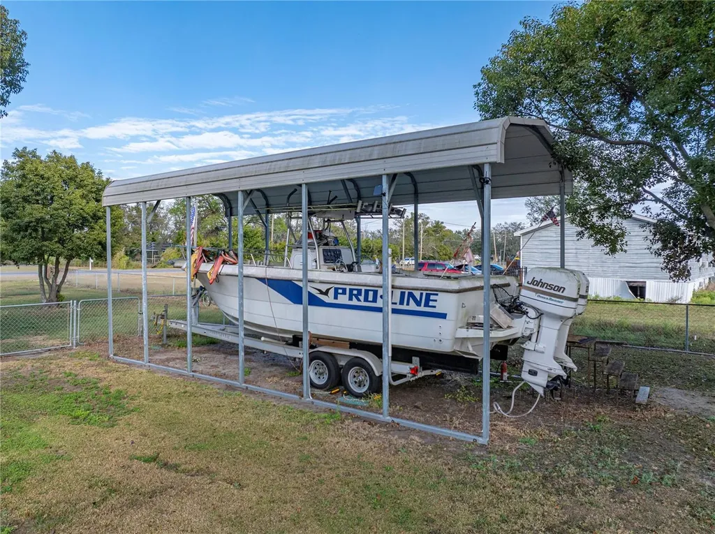 11404 Lithia Pinecrest Road Lithia FL 33547