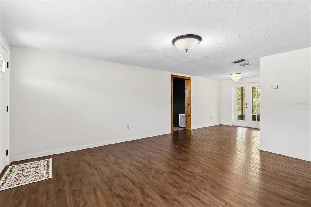 17351 NW 243rd Street High Springs FL 32643