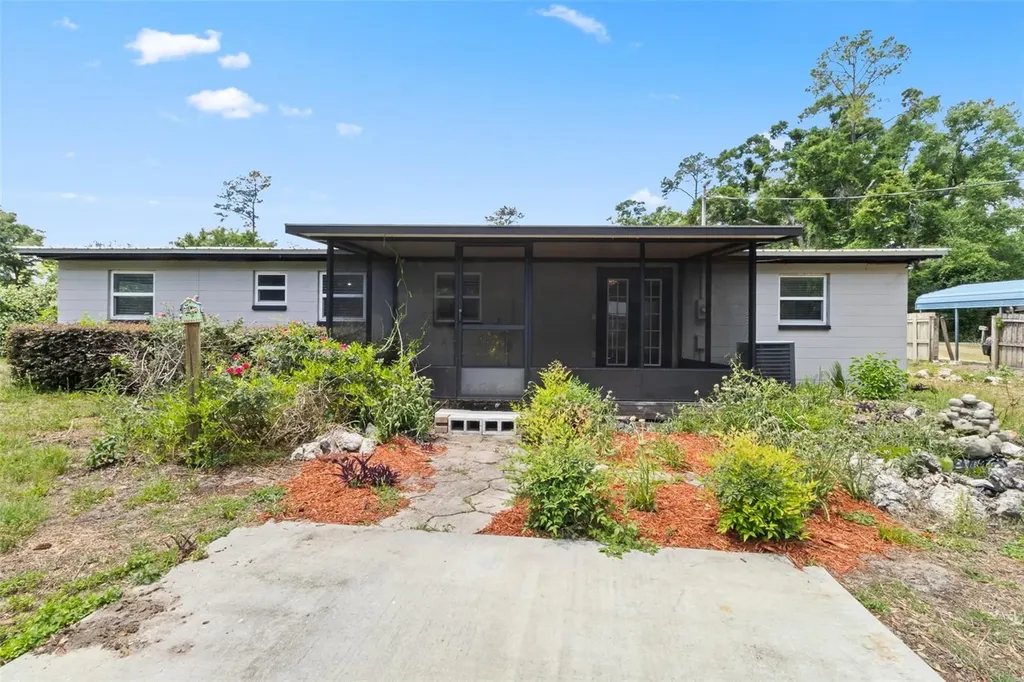 17351 NW 243rd Street High Springs FL 32643
