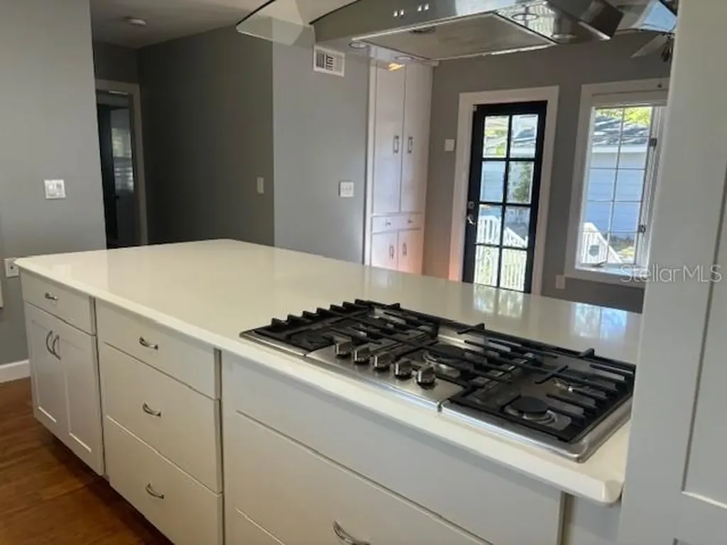 559 Chicago Avenue Dunedin FL 34698