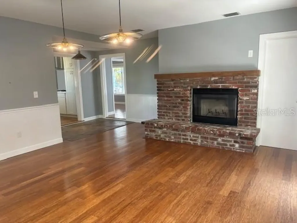 559 Chicago Avenue Dunedin FL 34698