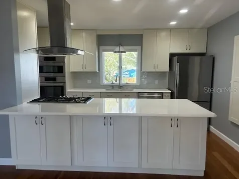 559 Chicago Avenue Dunedin FL 34698