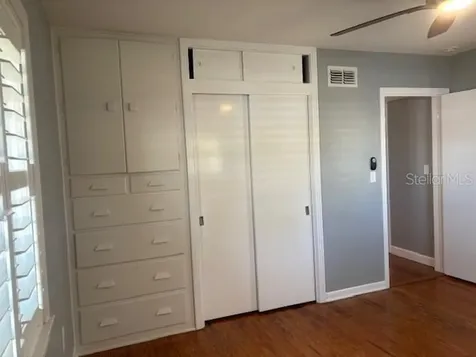 559 Chicago Avenue Dunedin FL 34698