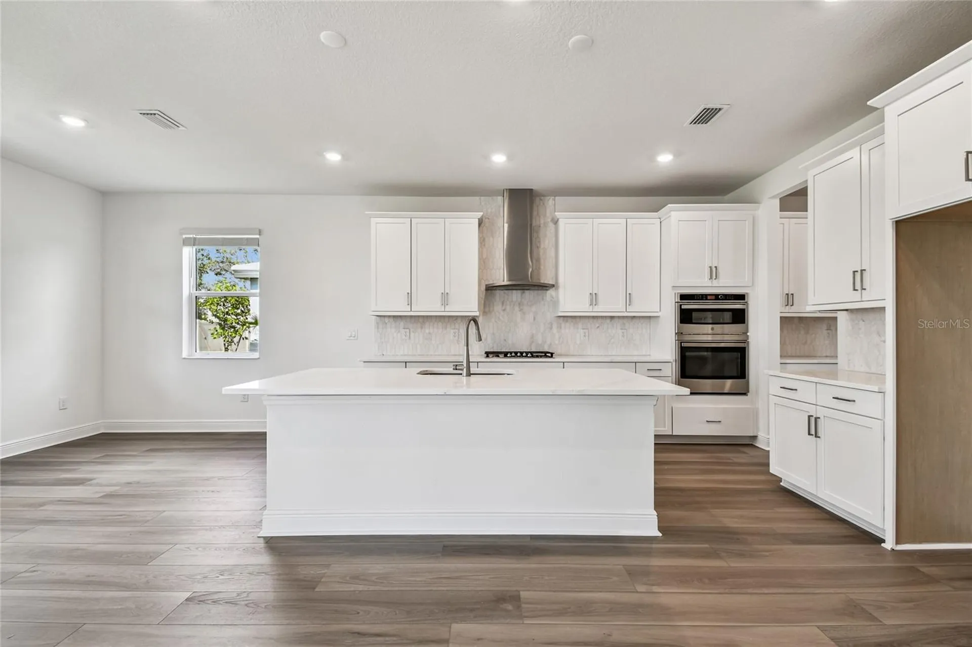 7579 Seahawk Avenue Sarasota FL 34241