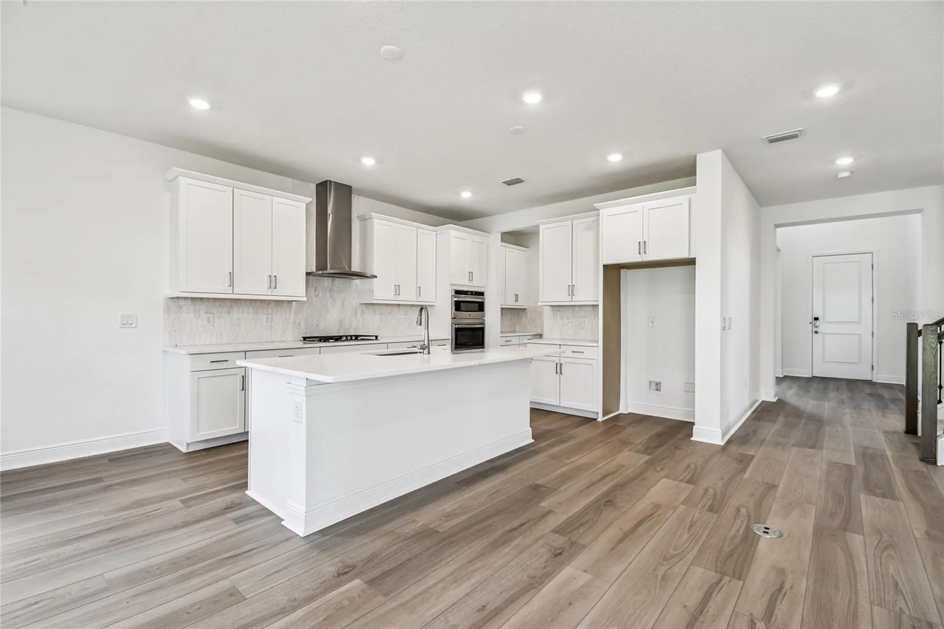 7579 Seahawk Avenue Sarasota FL 34241