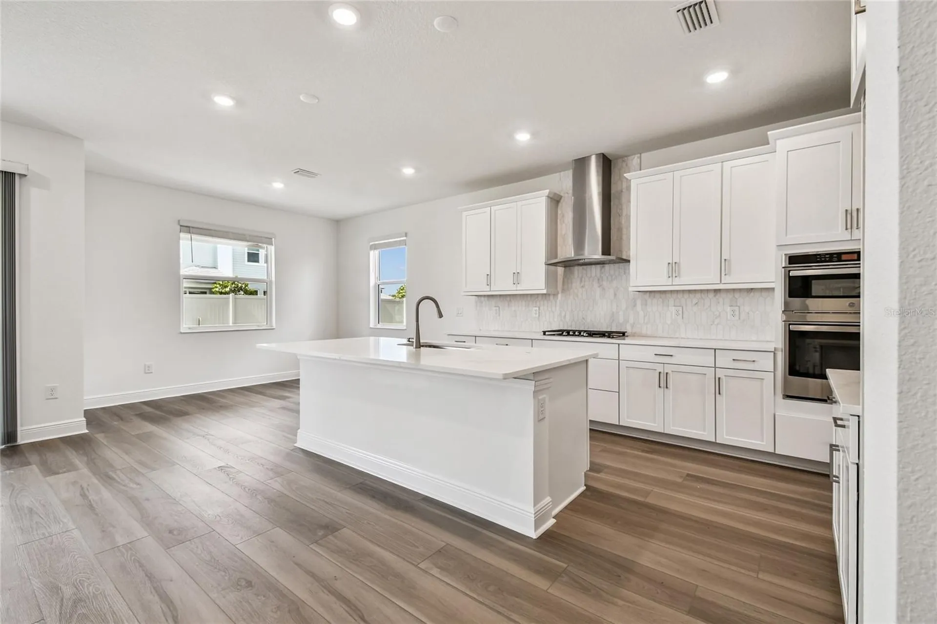 7579 Seahawk Avenue Sarasota FL 34241