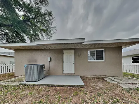 Bradenton FL 34208