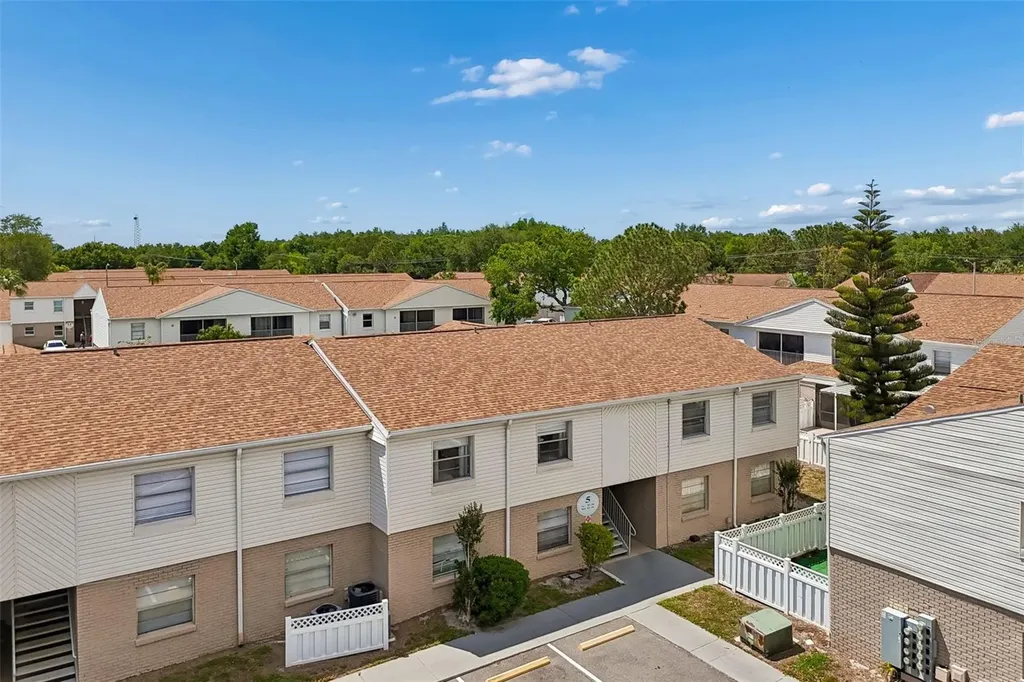 7210 N Manhattan Avenue Tampa FL 33614