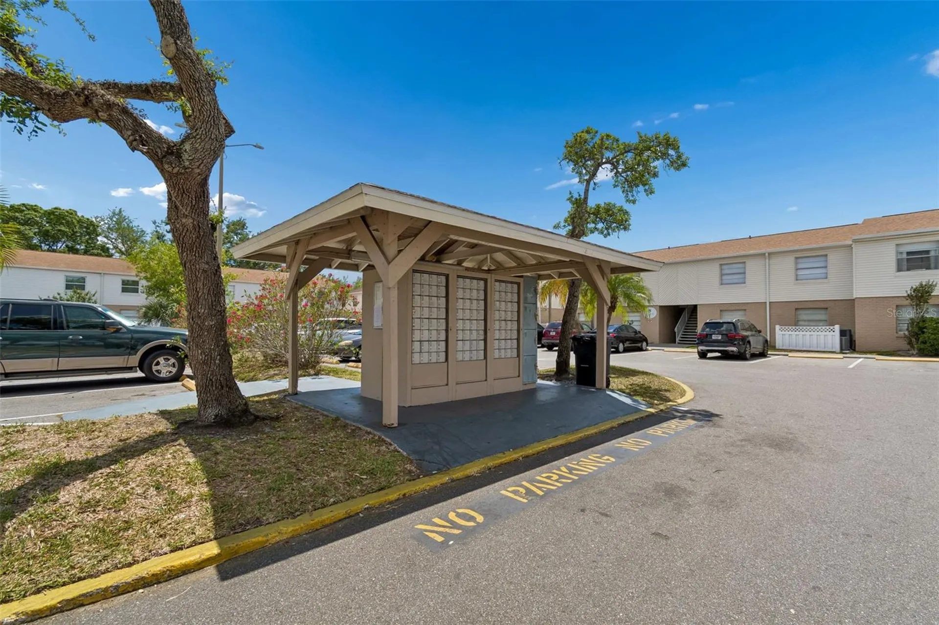 7210 N Manhattan Avenue Tampa FL 33614