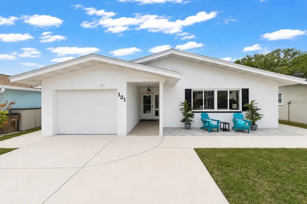 121 10th Avenue Indian Rocks Beach FL 33785